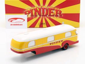 remolque caravana Pinder circo año de construcción 1955 amarillo / rojo / blanco 1:43 Direkt Collections