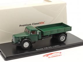 Skoda 706 RS Camión de plataforma Año de construcción 1952 verde oscuro 1:43 Premium ClassiXXs