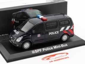 Mini-Bus SPF politi Singapore mørkeblå 1:43 Ixo