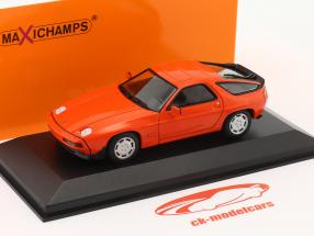 Porsche 928 S year 1979 orange 1:43 Minichamps