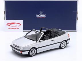 Volkswagen VW Golf III convertible Año de construcción 1995 plata 1:18 Norev