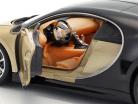 Bugatti Chiron 建造年份 2017 黄金 / 黑 1:24 Welly