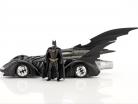 Batmobile film Batman Forever (1995) zwart met figuur Batman 1:24 Jada Toys