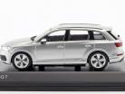 Audi Q7 Jaar 2015 folie zilver 1:43 Spark