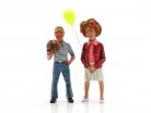 Figura conjunto 2 niños con globo y bola 1:18 LeMansMiniatures