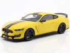 Ford Mustang Shelby GT350R 築 2017 黄色 / 黒 1:18 AUTOart