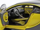 Bugatti Chiron 築 2017 黄色 / 黒 1:18 AUTOart