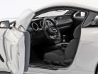 Ford Mustang Shelby GT350R Opførselsår 2017 oxford hvid / blå 1:18 AUTOart
