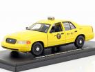 Ford Crown Victoria 出租车 建造年份 2008 电影 John Wick 2 (2017) 黄 1:43 Greenlight