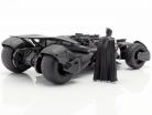 Batmobile mit Batman Figur Film Justice League (2017) grau 1:24 Jada Toys