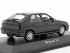 Renault 19 Baujahr 1995 schwarz 1:43 Minichamps