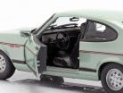 Ford Capri 2.8i ano de construção 1982 verde hortelã metálico 1:24 Bburago