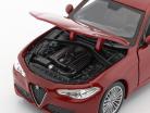 Alfa Romeo Giulia rød 1:24 Bburago