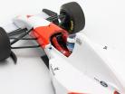 Mika Häkkinen McLaren MP4/8 #7 формула 1 1993 1:18 Minichamps