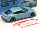 Porsche Taycan Turbo S LHD Año de construcción 2020 congelado azul metálico 1:64 TrueScale