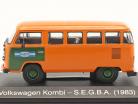 Volkswagen VW Kombi SEGBA Año de construcción 1983 naranja / verde 1:43 Hachette