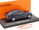 BMW 3er Serie (E36) Coupe Baujahr 1992 dunkelblau metallic 1:43 Minichamps