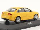 Audi RS4 Baujahr 2004 gelb 1:43 Minichamps
