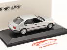 BMW 3-Series (E36) Année de construction 1991 argent 1:43 Minichamps