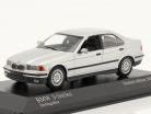 BMW 3-Series (E36) Año de construcción 1991 plata 1:43 Minichamps