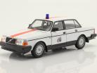 Volvo 240 GL politi Belgien Byggeår 1986 hvid / orange 1:24 Welly