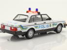Volvo 240 GL Polis (Politi Sverige) 1986 hvid / blå / gul 1:24 Welly