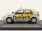 Ford Fiesta CLX auto-école Année de construction 1997 blanche / jaune 1:43 Hachette