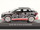 Audi Q4 e-tron prototipo Año de construcción 2021 blanco / negro / rojo 1:43 Spark