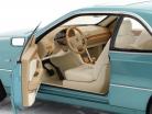 Mercedes-Benz CL600 Coupe Byggeår 1977 blå metallisk 1:18 Norev