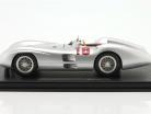 J. M. Fangio Mercedes-Benz W196 #18 Frankreich GP Formel 1 Weltmeister 1954 1:18 GP Replicas