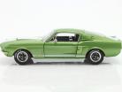 Ford Mustang Shelby GT500 year 1967 lime green / white 1:18 Solido