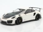 Porsche 911 (991 II) GT2 RS Weissach package 2018 white / black rims 1:18 Minichamps
