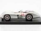 J. M. Fangio Mercedes-Benz W196 #16 vinder italiensk GP formel 1 Verdensmester 1954 1:18 GP Replicas