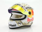 Max Verstappen #33 Oracle Red Bull Racing formule 1 2022 casque 1:2 Schuberth