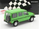 Mercedes-Benz G-Modell largo (W460) Año de construcción 1980 verde 1:18 Minichamps