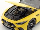 Mercedes-Benz AMG SL 63 4Matic (R232) 日光浴する 黄色 1:18 iScale