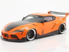 Pandem Toyota GR Supra V1.0 naranja / negro 1:18 TrueScale
