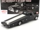 Chevrolet C-30 Ramp Truck Año de construcción 1967 negro 1:18 GMP