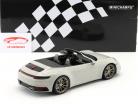 Porsche 911 (992) Carrera 4S Cabriolet Baujahr 2019 kreide 1:18 Minichamps
