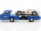 Set: Mercedes-Benz race transporter blauw Vraag me af Met Mercedes-Benz W196 #8 1:18 WERK83