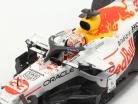 M. Verstappen Red Bull Racing RB16B #33 Turkish GP formula 1 World Champion 2021 1:18 Minichamps