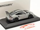 Porsche 911 (991 II) GT2 RS Weissach-Paket 2018 kreide / schwarze Felgen 1:43 Minichamps