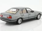 BMW 535i (E34) Год постройки 1988 Серый металлический 1:18 Minichamps