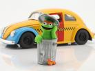 Volkswagen VW Bille 1959 TV serier Sesamgade med figur Oscar 1:24 Jada Toys