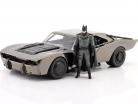 Batmobile Film The Batman (2022) chroom / zwart met figuur 1:24 Jada Toys