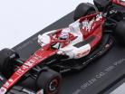 Zhou Guanyu Alfa Romeo C42 # 10 Bahrain GP formel 1 2022 1:64 Spark