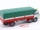 Pegaso 1063 Camión Año de construcción 1968 blanco / rojo / verde 1:43 Altaya