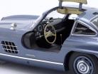 Mercedes-Benz 300 SL Gullwing (W198) 1955 blå metallisk 1:18 Minichamps