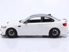 BMW M2 CS (F87) 建设年份 2020 白色的 / 黑色的 轮辋 1:18 Minichamps