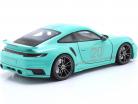 Porsche 911 (992) Turbo S Coupe Sport Design 2021 menthe verte 1:18 Minichamps
